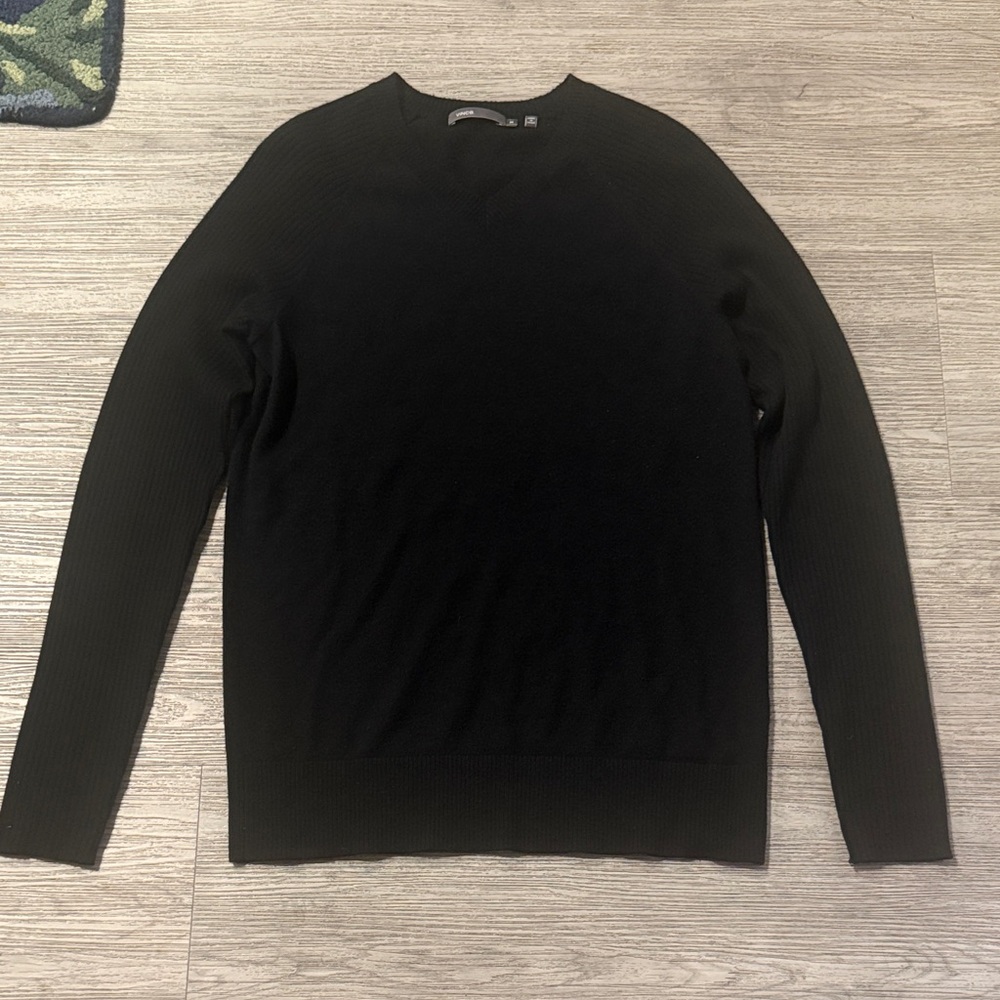 Vince 100% Cashmere Men's Black Sweater